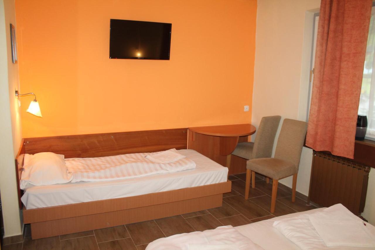 Zur Post Lackenhof Exterior foto